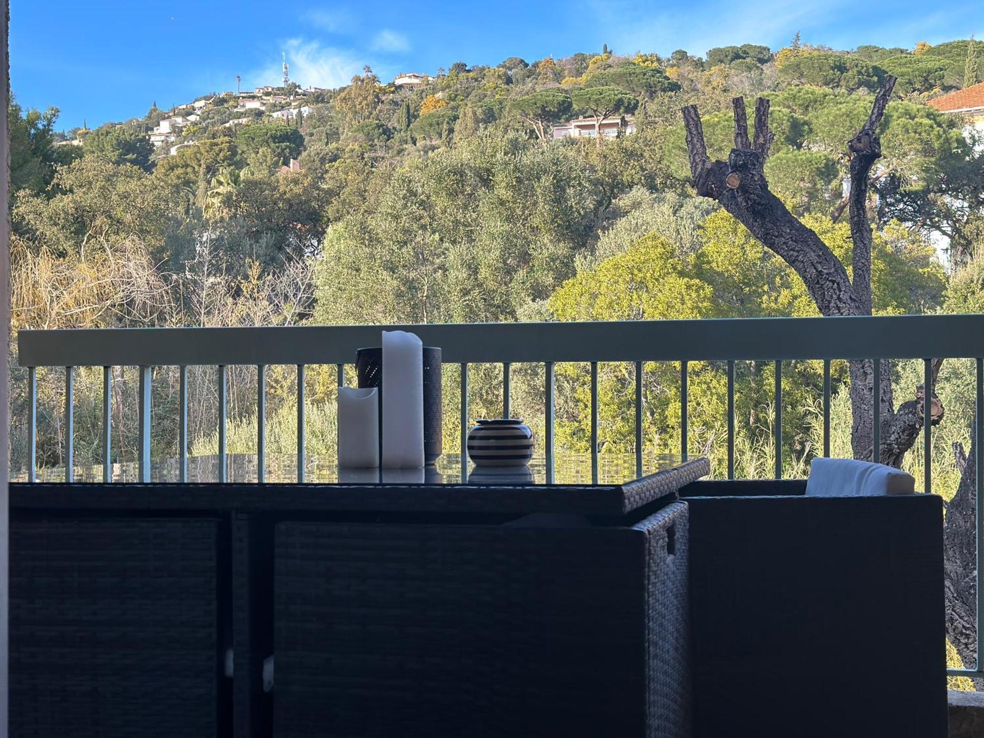 Santa Barbara Avec Piscine Et A 750m De La Apartment